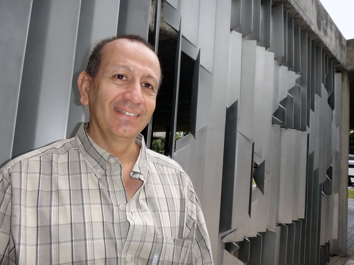 Foto FIDEL PEREZ para el Anuario ININCO VOL24 N°1 2012
